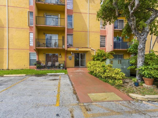 4707 NW 7th Street, Unit 110-8, Miami, FL 33126