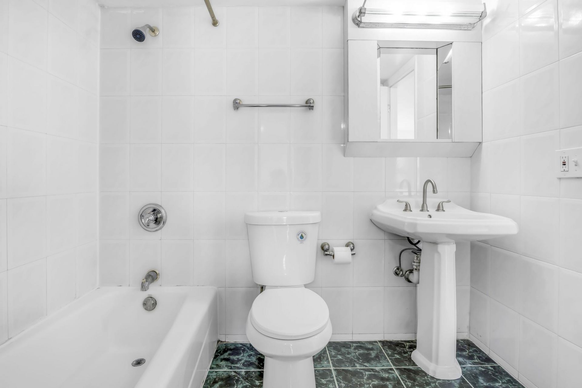 4707 NW 7th Street, Unit 110-8, Miami, FL 33126 Photo