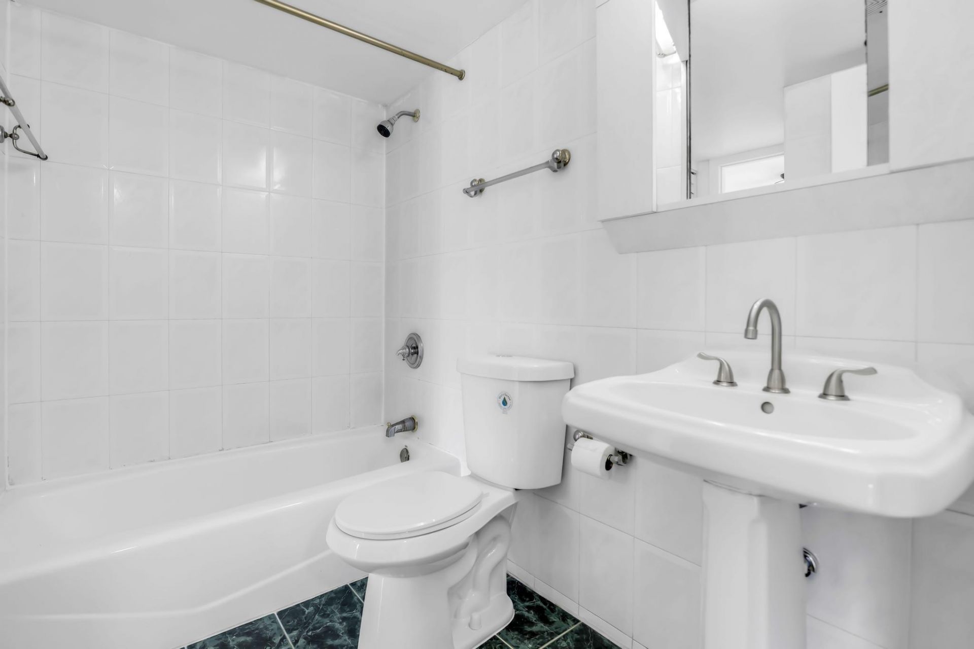 4707 NW 7th Street, Unit 110-8, Miami, FL 33126 Photo