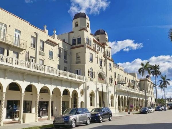235 Sunrise Avenue, Unit 3010, Palm Beach, FL 33480