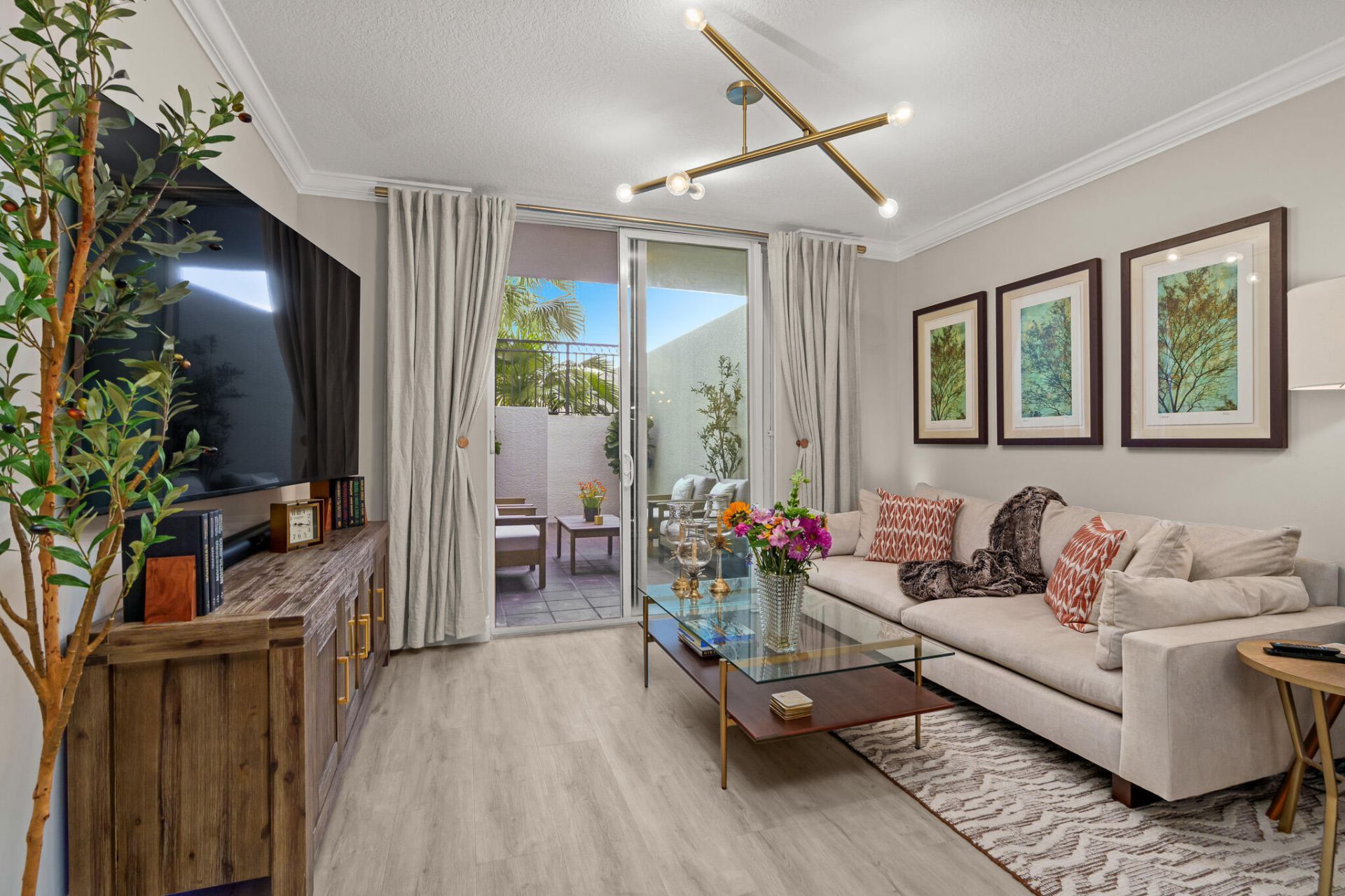 600 S Dixie Highway, Unit 544, West Palm Beach, FL 33401 Photo