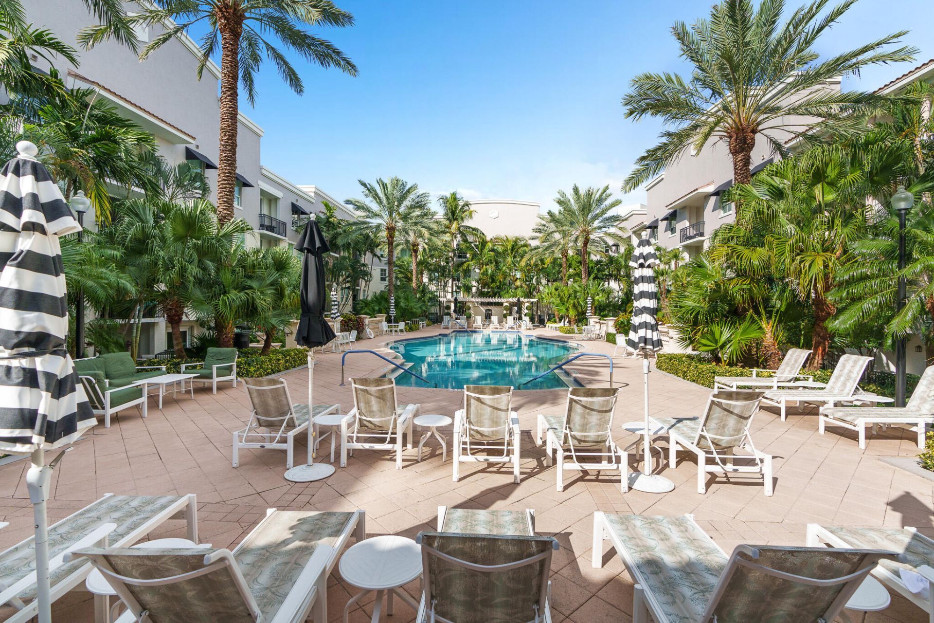 600 S Dixie Highway, Unit 544, West Palm Beach, FL 33401 Photo