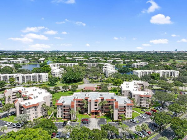1900 SABAL PALM Drive, Unit 205, Davie, FL 33324