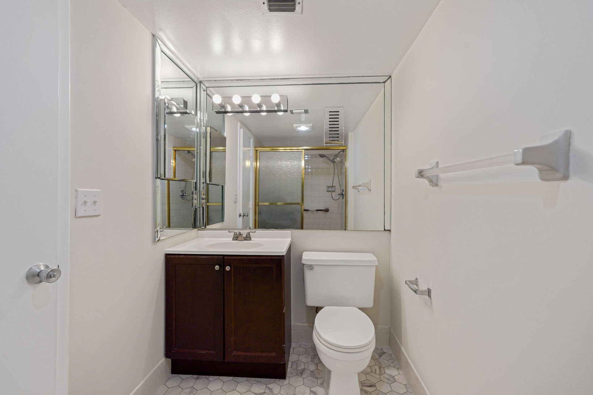 1900 Sabal Palm Drive, Unit 205, Davie, FL 33324 Photo