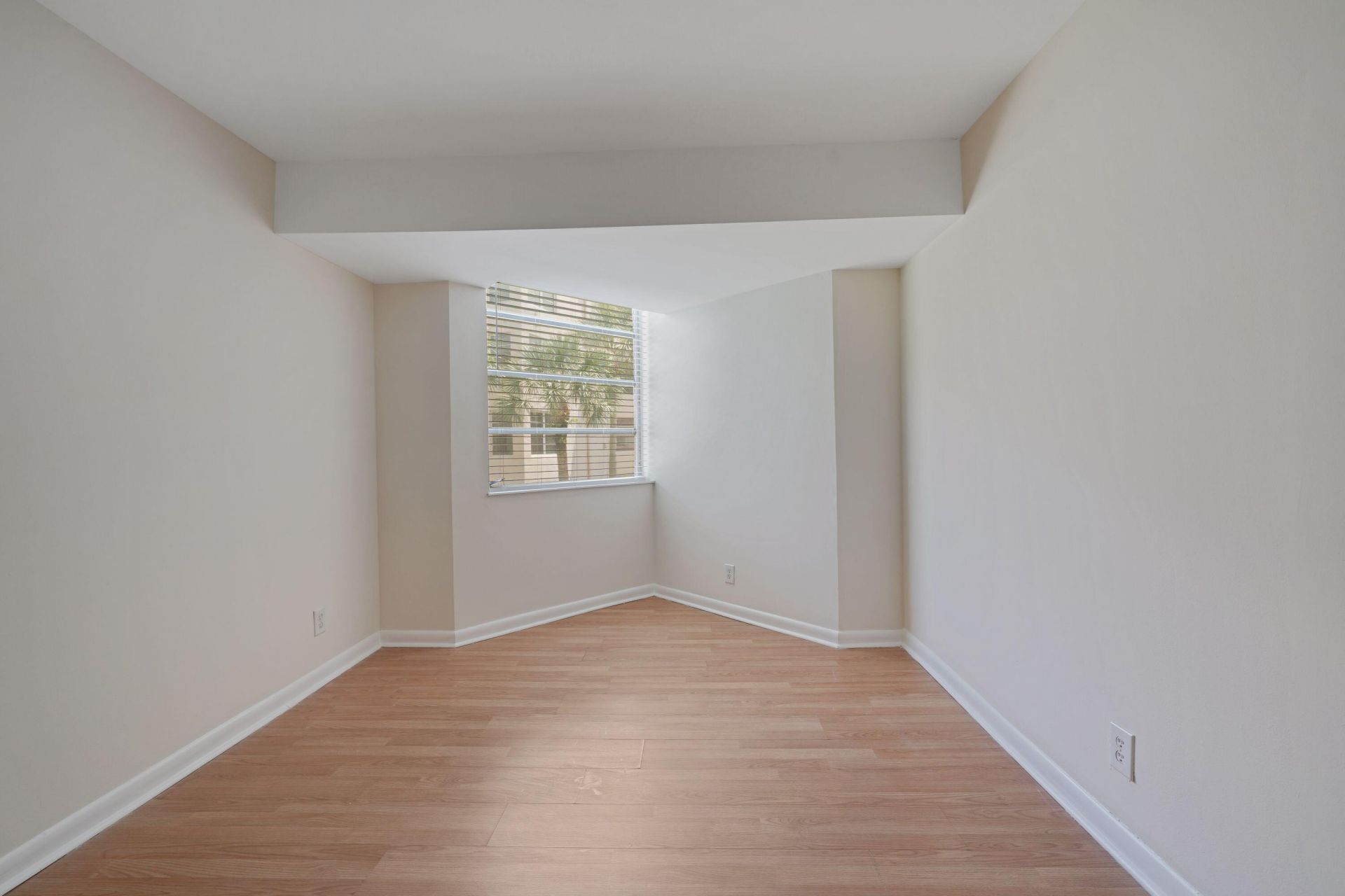 1900 Sabal Palm Drive, Unit 205, Davie, FL 33324 Photo