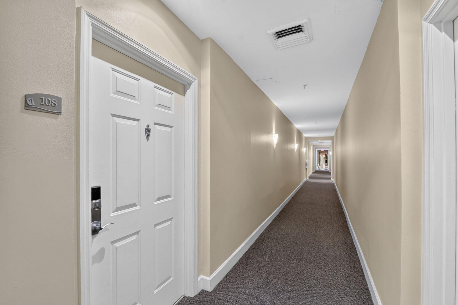 806 E Windward Way, Unit 108, Lantana, FL 33462 Photo