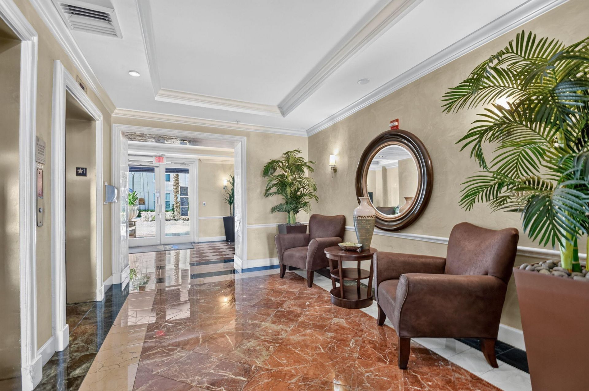 806 E Windward Way, Unit 108, Lantana, FL 33462 Photo