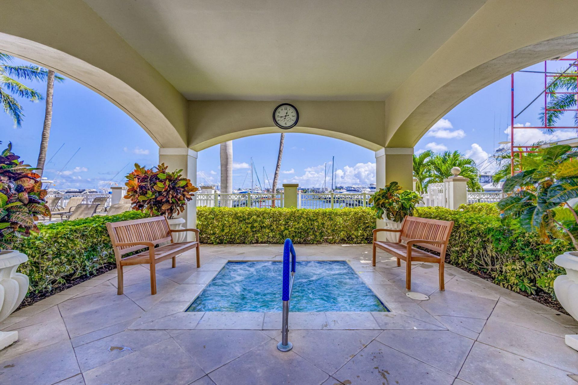 806 E Windward Way, Unit 108, Lantana, FL 33462 Photo