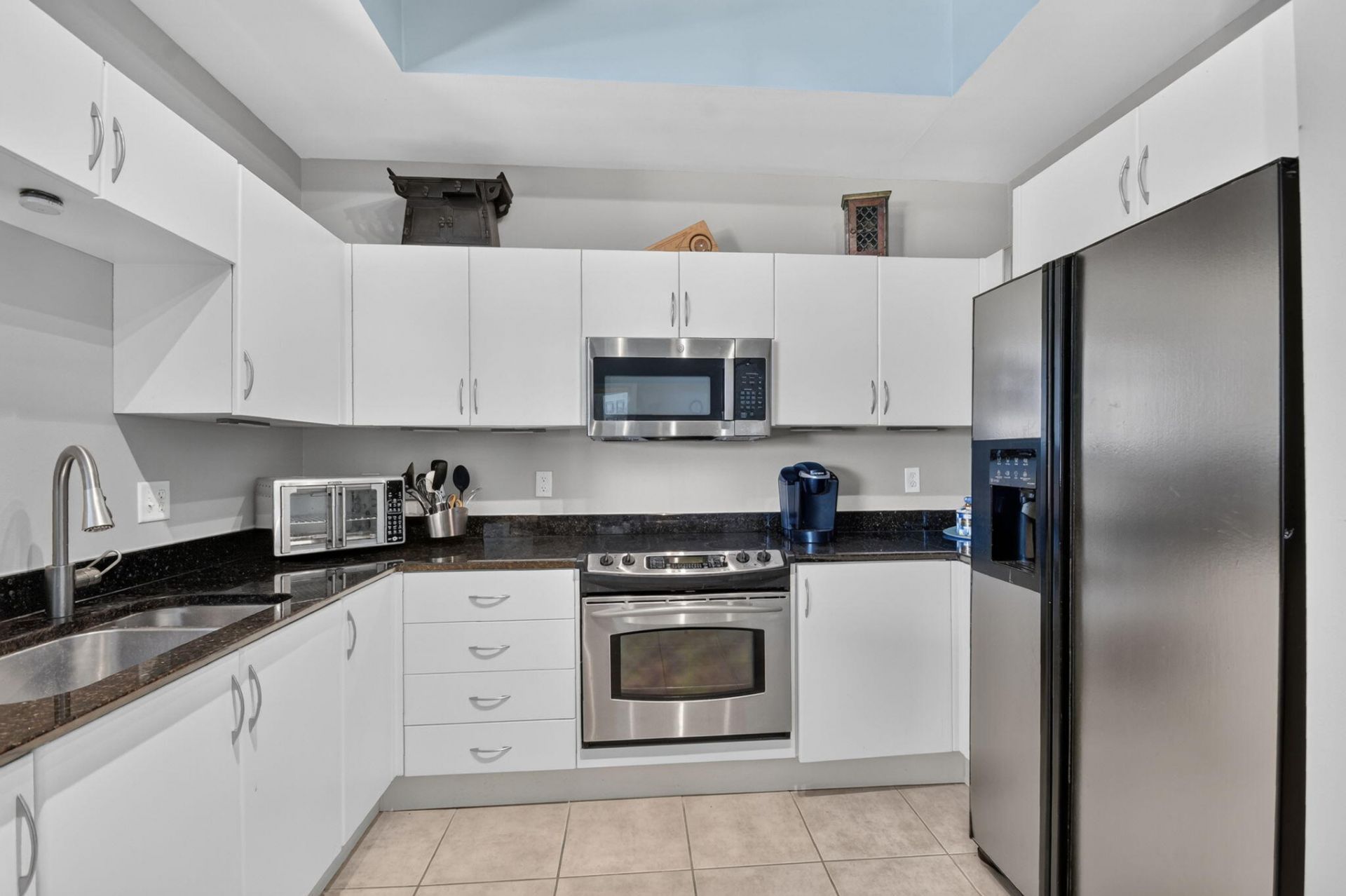 806 E Windward Way, Unit 108, Lantana, FL 33462 Photo