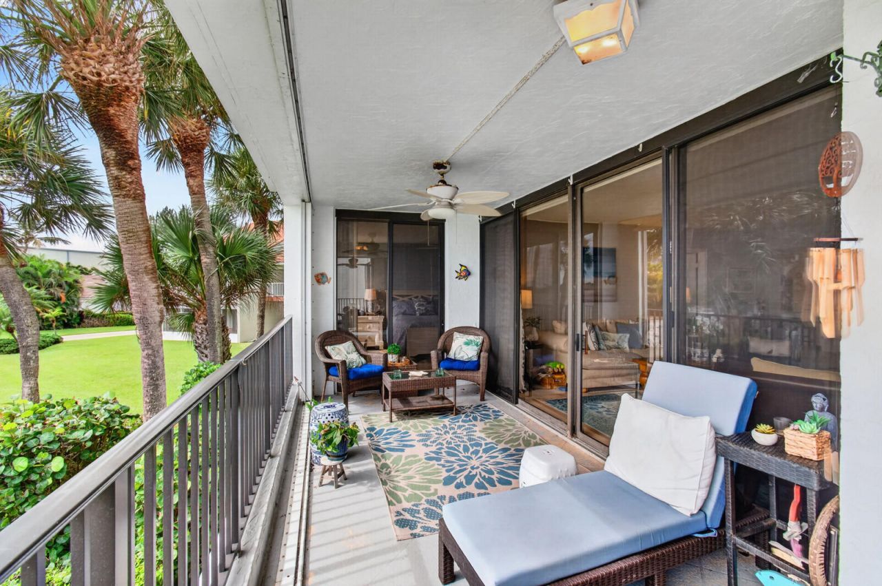 8200 Lakeshore Drive, Unit 2010, Hypoluxo, FL 33462 Photo