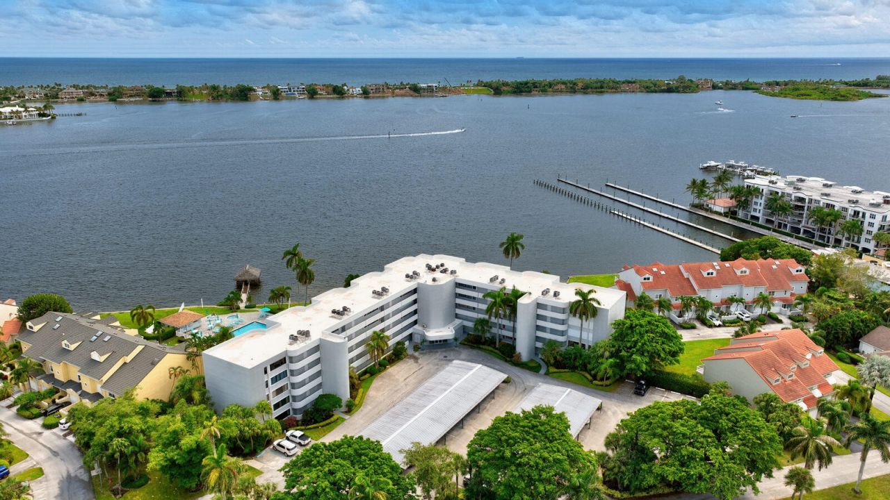 8200 Lakeshore Drive, Unit 2010, Hypoluxo, FL 33462 Photo