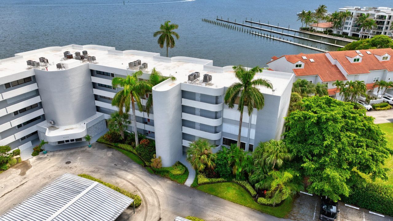 8200 Lakeshore Drive, Unit 2010, Hypoluxo, FL 33462 Photo