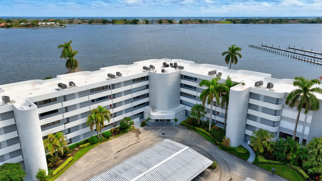 8200 Lakeshore Drive, Unit 2010, Hypoluxo, FL 33462 Photo