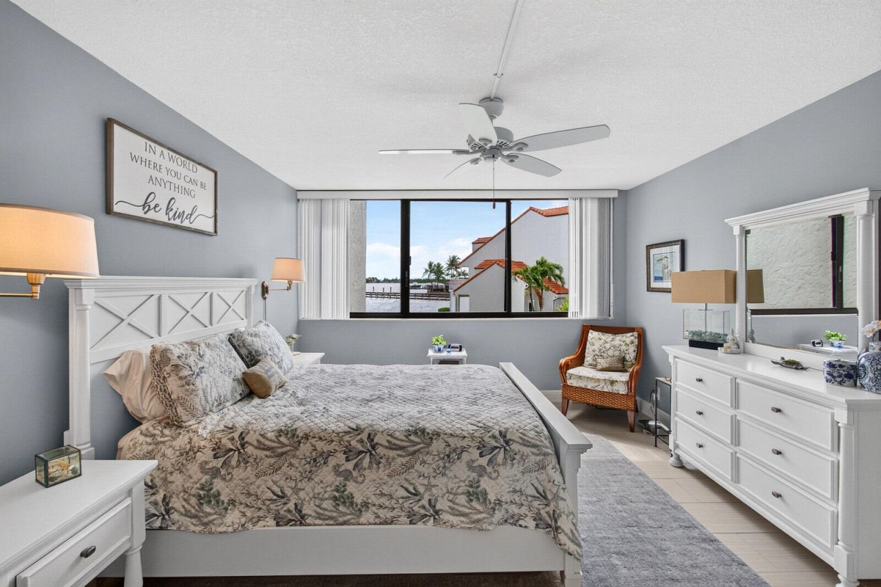 8200 Lakeshore Drive, Unit 2010, Hypoluxo, FL 33462 Photo
