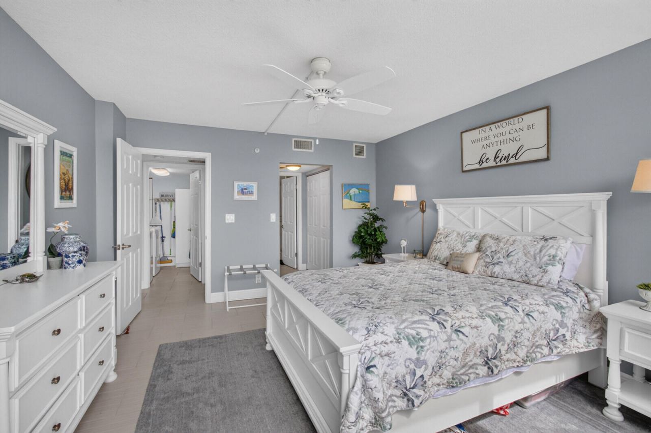 8200 Lakeshore Drive, Unit 2010, Hypoluxo, FL 33462 Photo