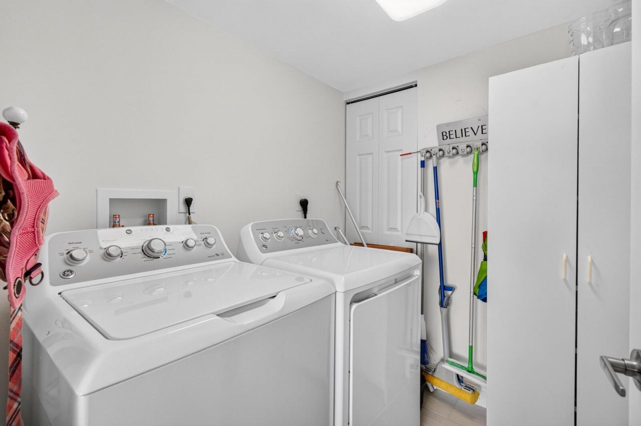 8200 Lakeshore Drive, Unit 2010, Hypoluxo, FL 33462 Photo