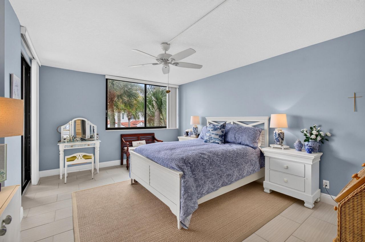 8200 Lakeshore Drive, Unit 2010, Hypoluxo, FL 33462 Photo