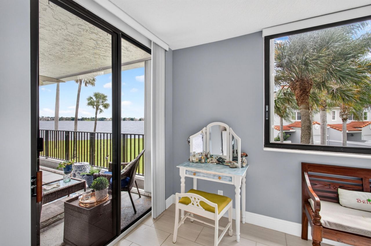 8200 Lakeshore Drive, Unit 2010, Hypoluxo, FL 33462 Photo