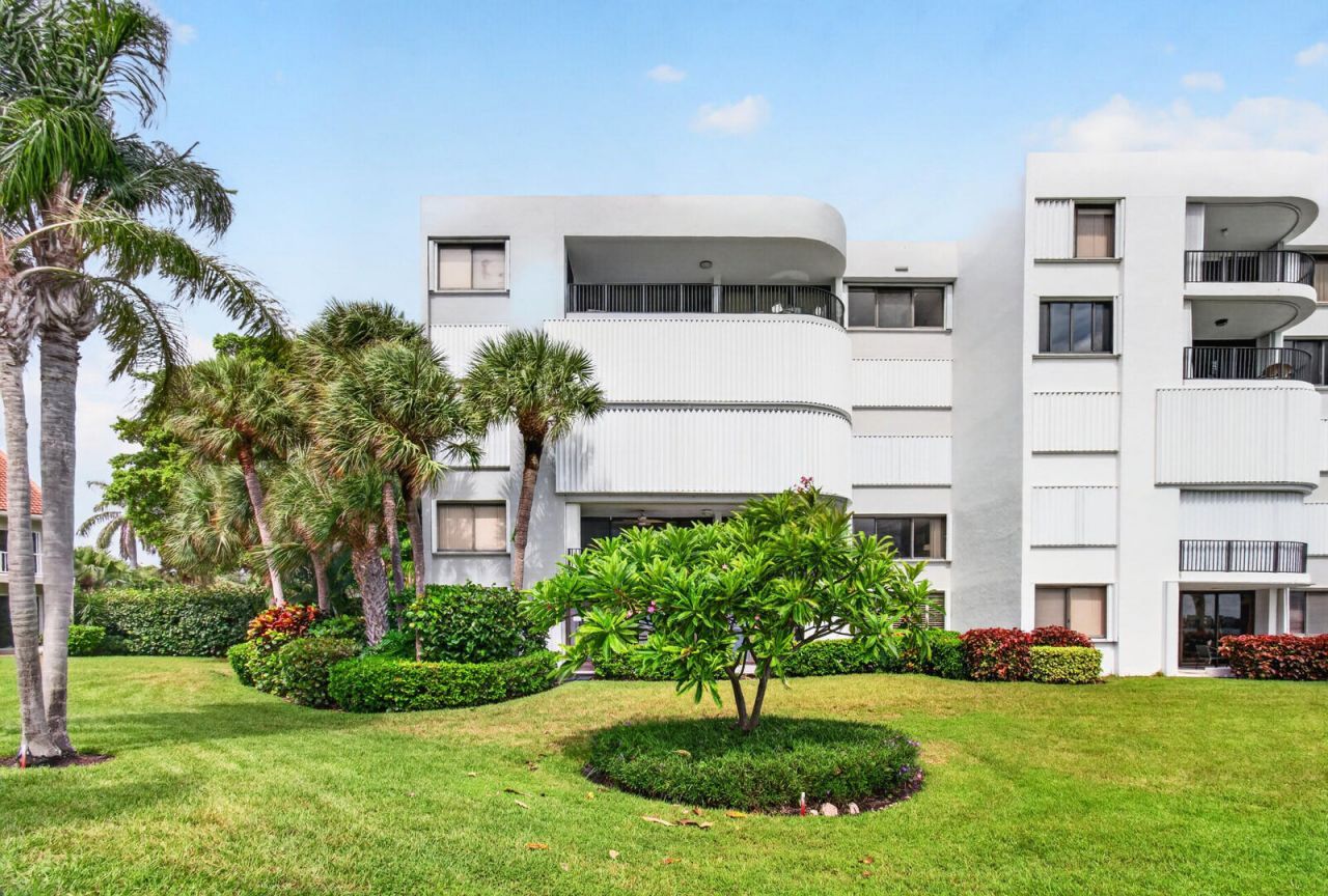 8200 Lakeshore Drive, Unit 2010, Hypoluxo, FL 33462 Photo