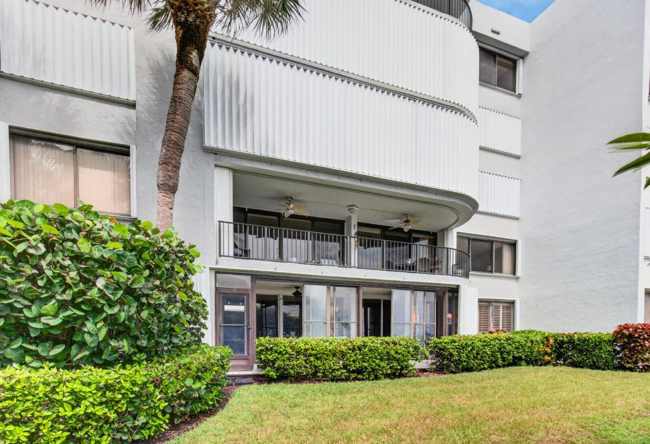 8200 Lakeshore Drive, Unit 2010, Hypoluxo, FL 33462 Photo