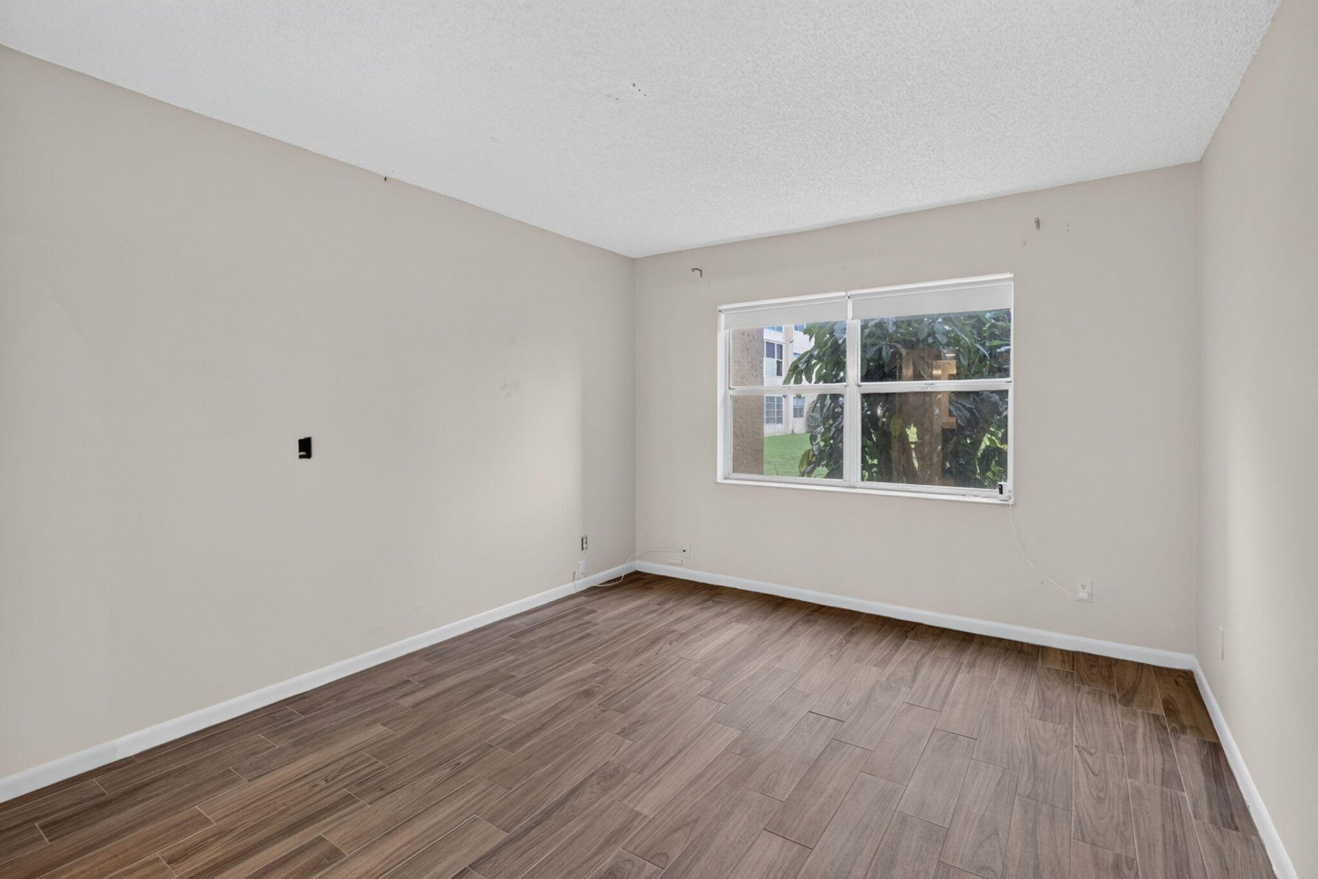 9360 Sunrise Lakes Boulevard, Unit 108, Sunrise, FL 33322 Photo