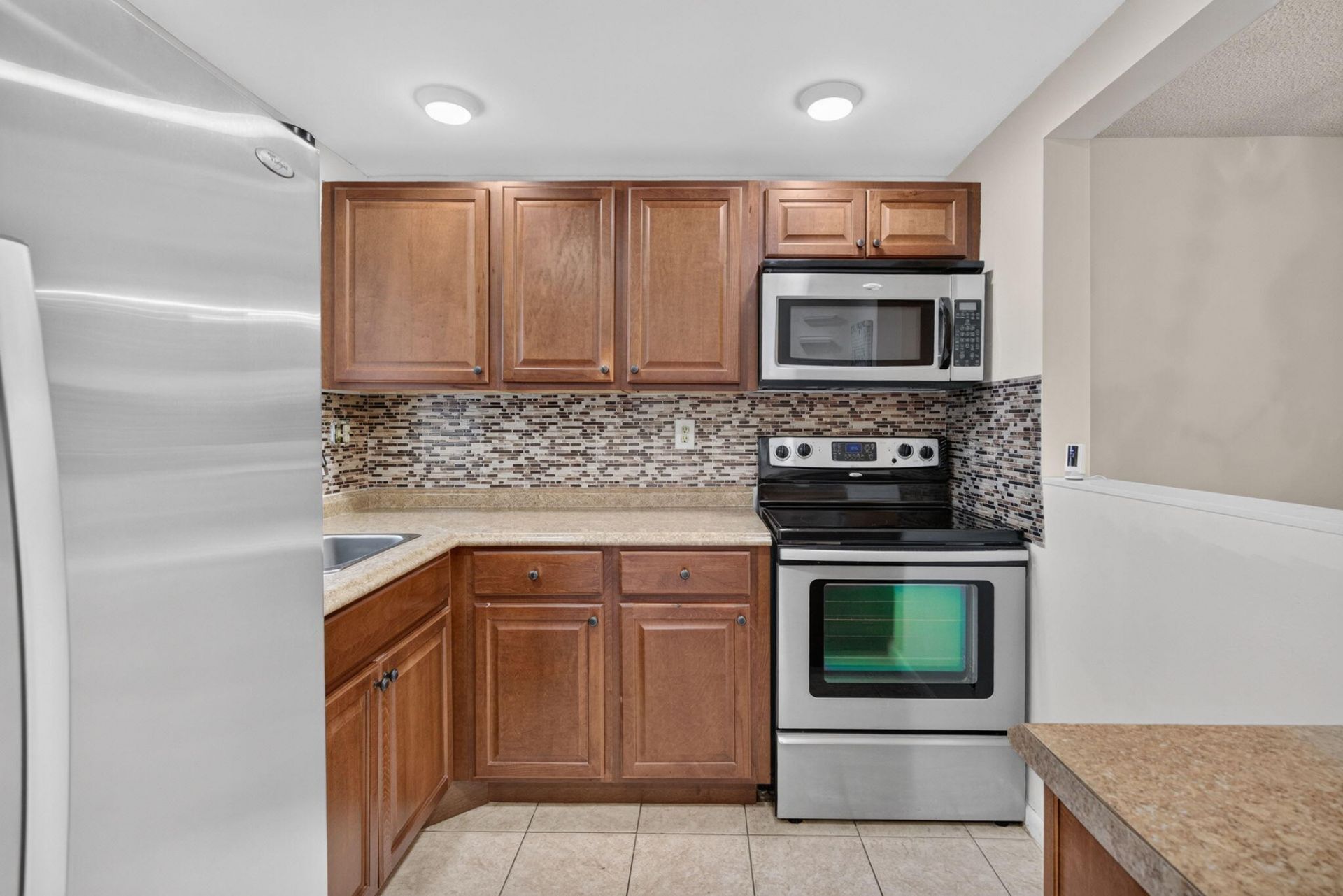 9360 Sunrise Lakes Boulevard, Unit 108, Sunrise, FL 33322 Photo