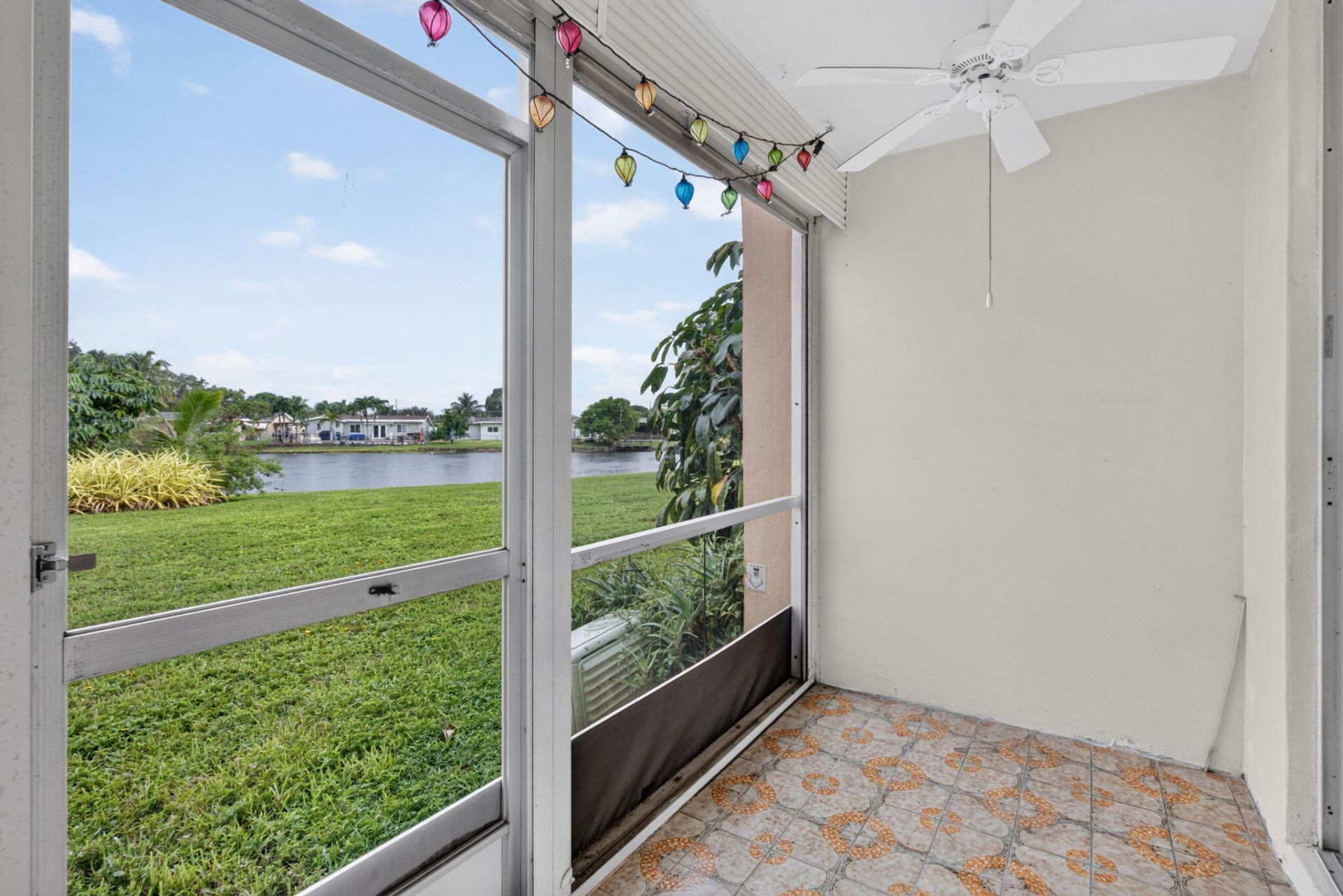 9360 Sunrise Lakes Boulevard, Unit 108, Sunrise, FL 33322 Photo
