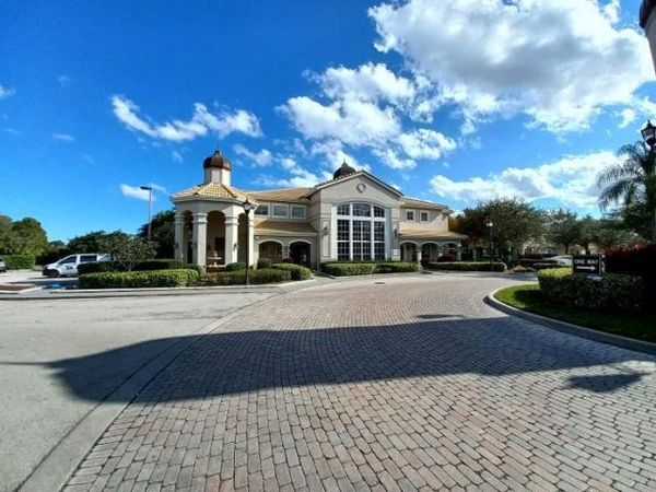 128 SW PEACOCK Boulevard, Unit 15-206, Port St. Lucie, FL 34986