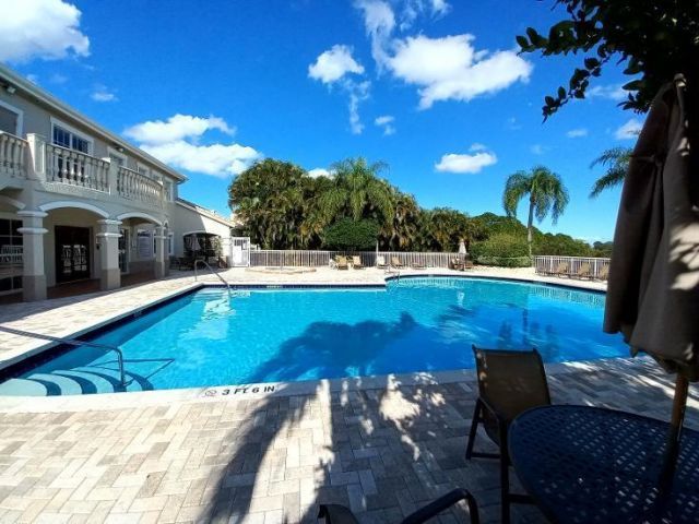 128 SW Peacock Boulevard, Unit 15-206, Port Saint Lucie, FL 34986 Photo
