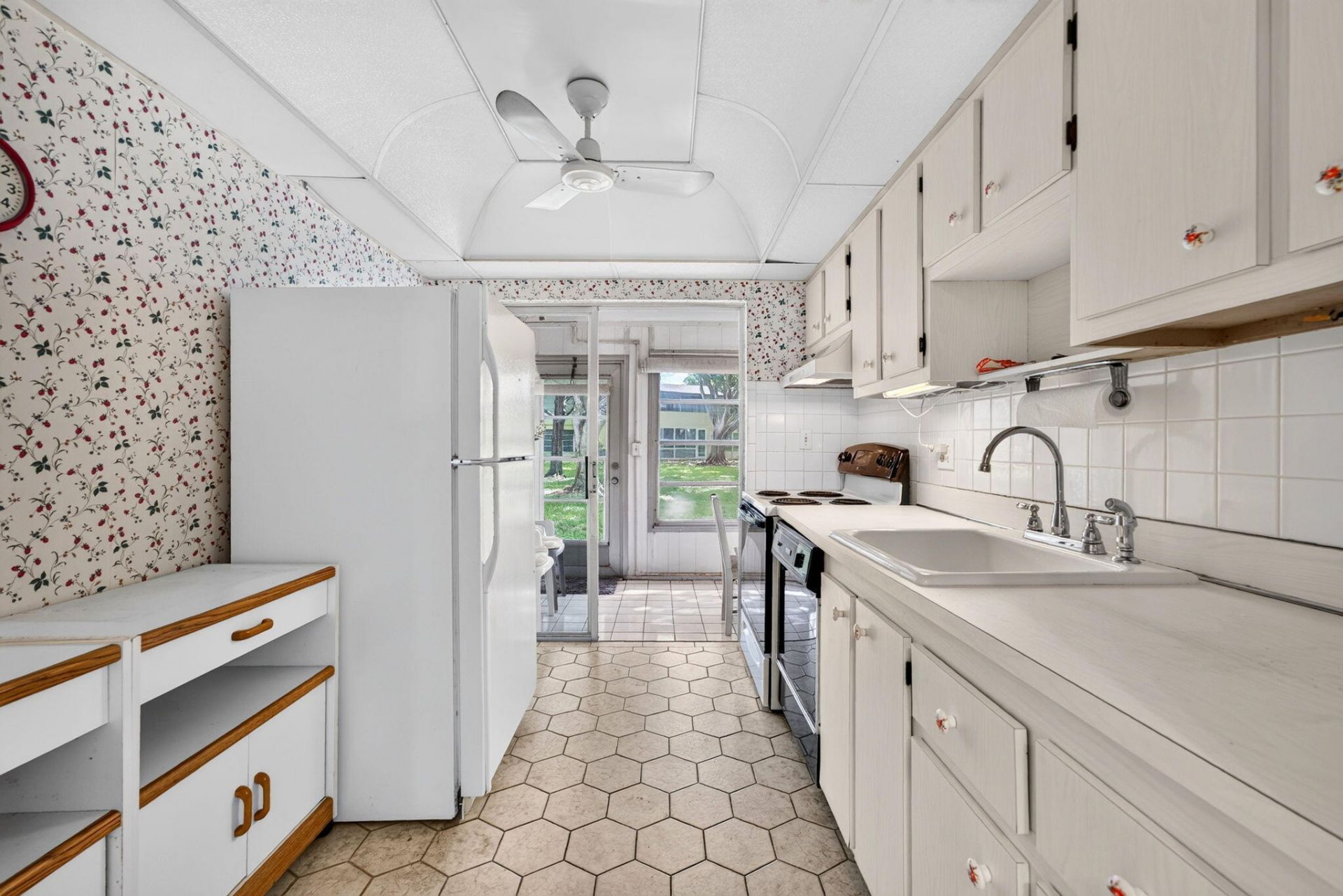 7490 NW 1st Street, Unit 104, Margate, FL 33063 Photo