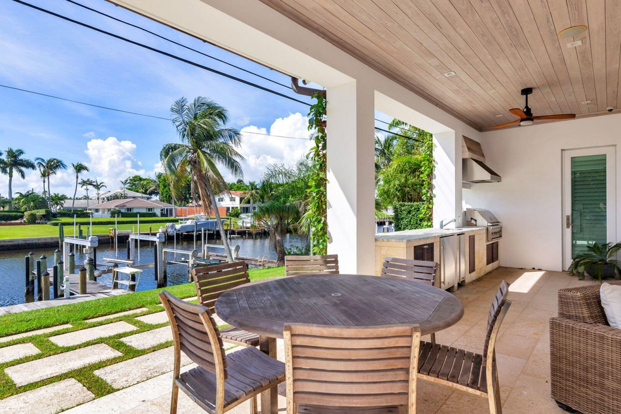 222 Arlington Road, West Palm Beach, FL 33405 Photo