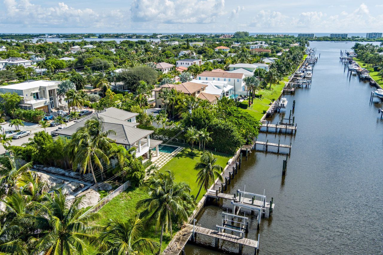 222 Arlington Road, West Palm Beach, FL 33405 Photo