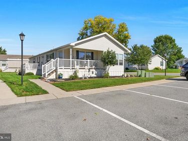 112 SUMMERS DRIVE, LANCASTER, PA 17601