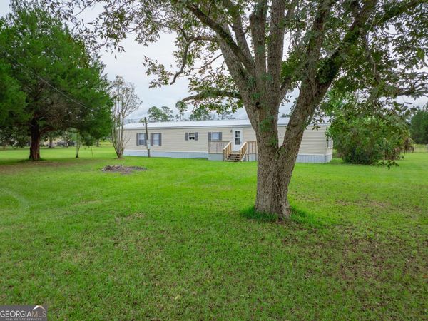 601 Walker Road, Waycross, GA 31501