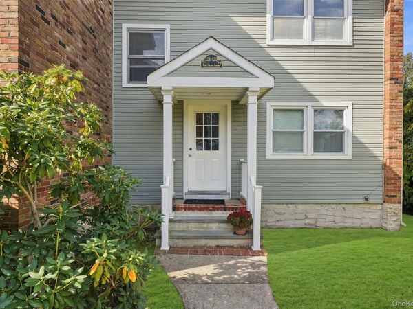 121 Fire Island Avenue, Unit B, Babylon, NY 11702