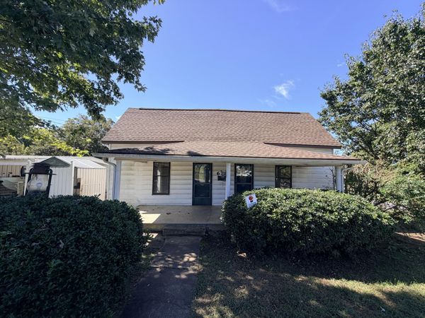 639 6th Street, Newport, TN 37821