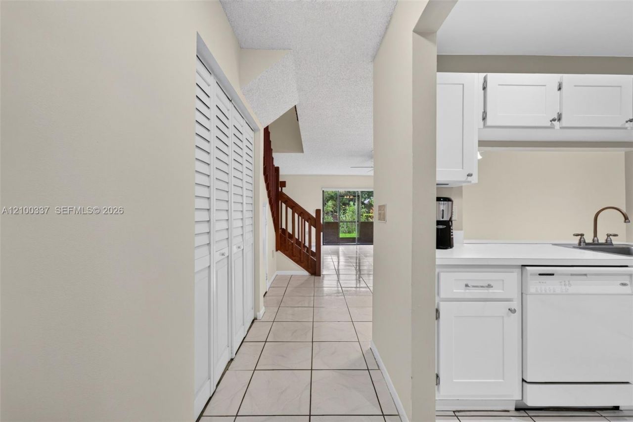 506 Westree Ln, Plantation, FL 33324 Photo