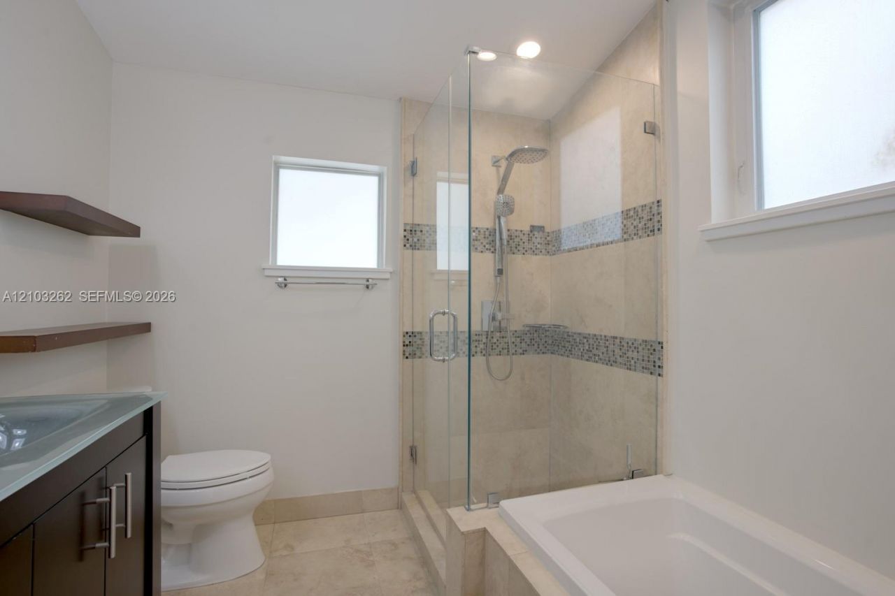 6129 SW 28th St , Miami, FL 33155 Photo