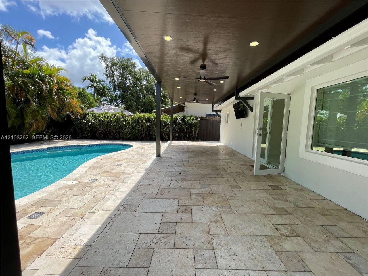6129 SW 28th St , Miami, FL 33155 Photo