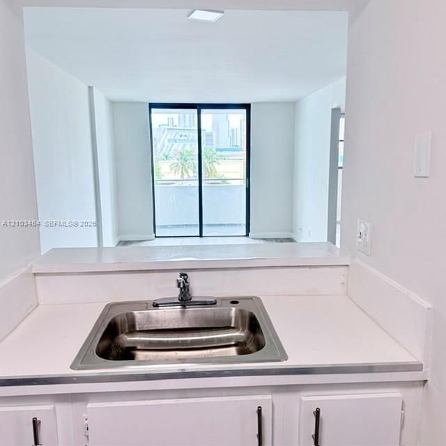 546 SW 1st St, Unit 603, Miami, FL 33130 Photo