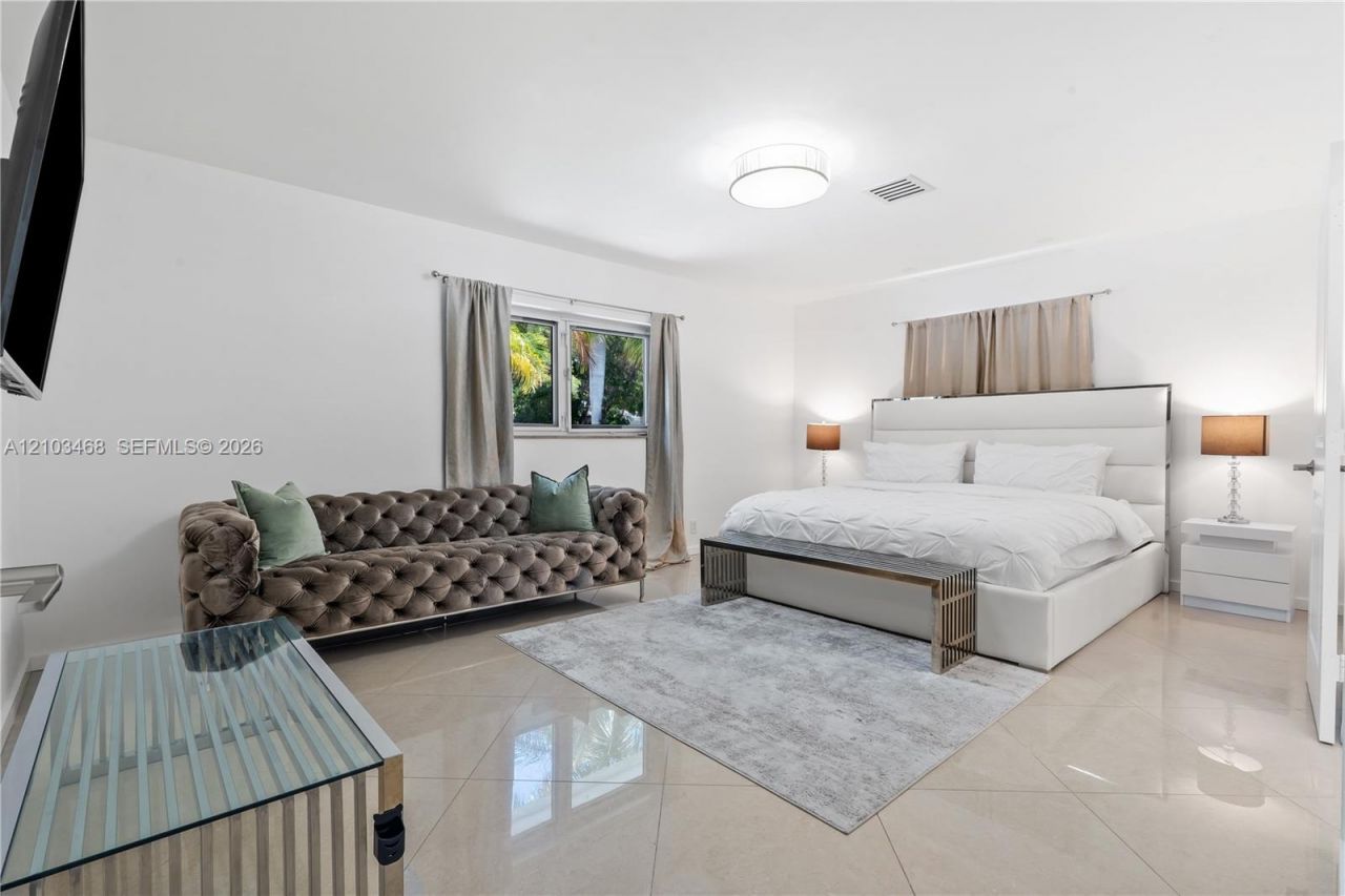 1144 Adams St , Hollywood, FL 33019 Photo
