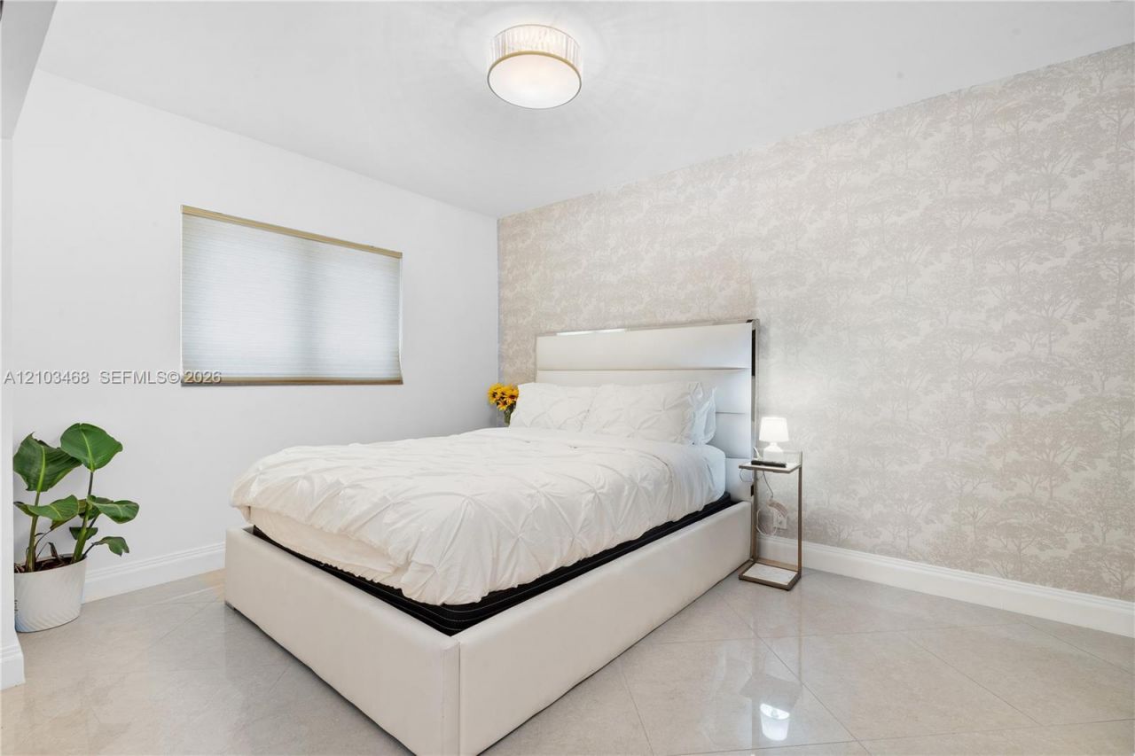 1144 Adams St , Hollywood, FL 33019 Photo