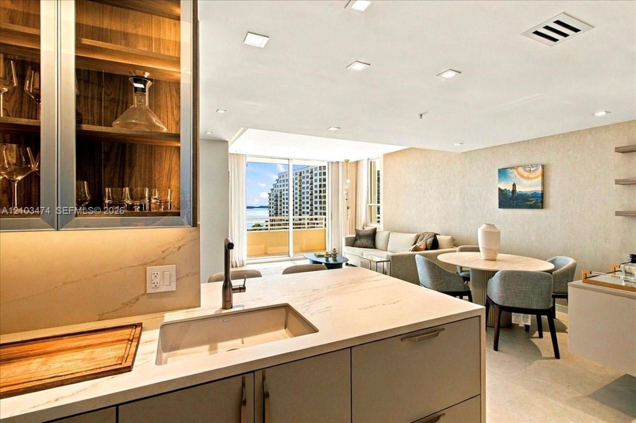 888 Brickell Key Dr , Unit 1005, Miami, FL 33131 Photo