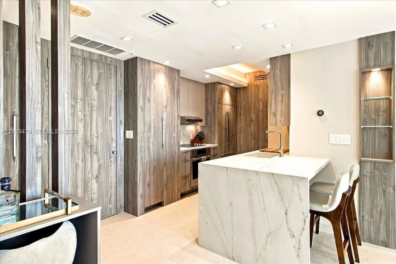 888 Brickell Key Dr , Unit 1005, Miami, FL 33131 Photo