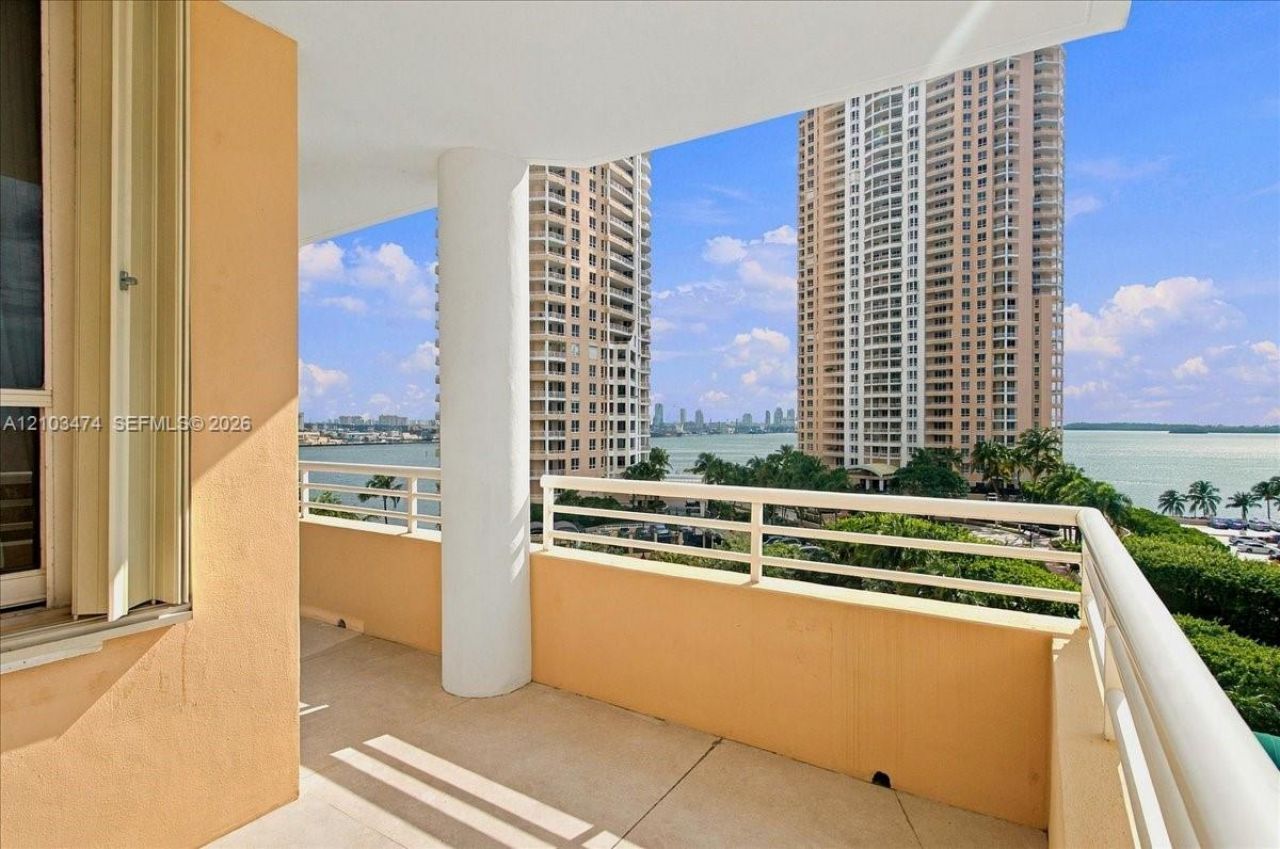 888 Brickell Key Dr , Unit 1005, Miami, FL 33131 Photo