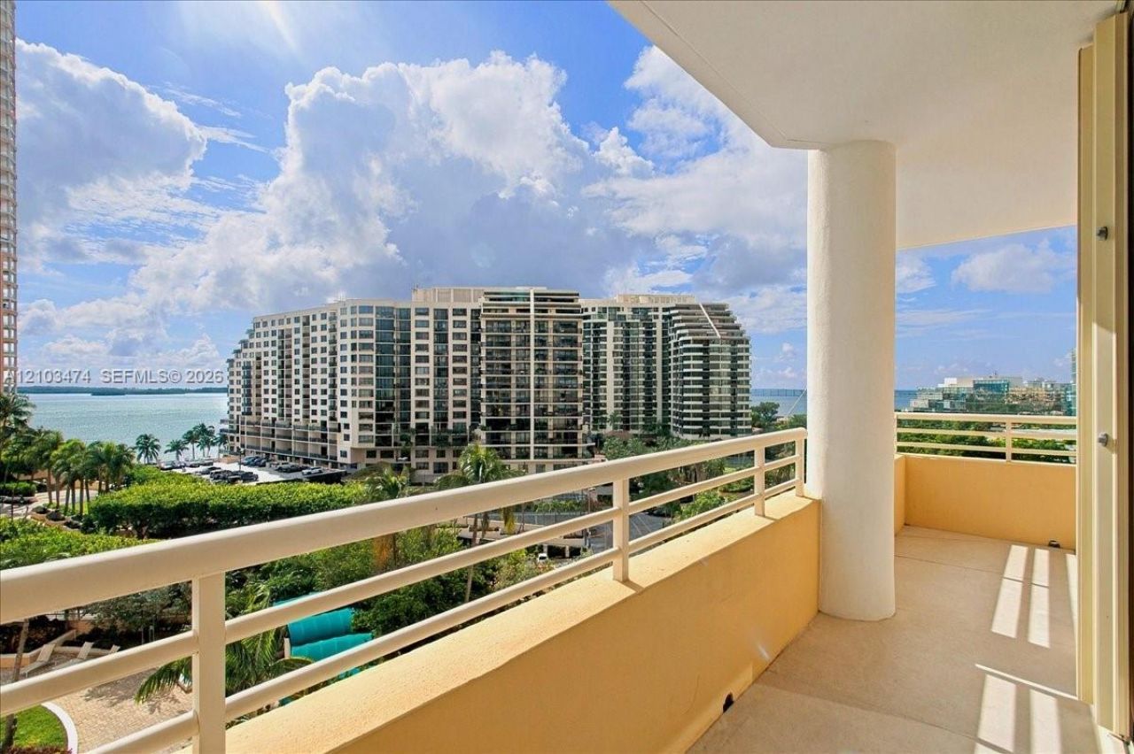 888 Brickell Key Dr , Unit 1005, Miami, FL 33131 Photo