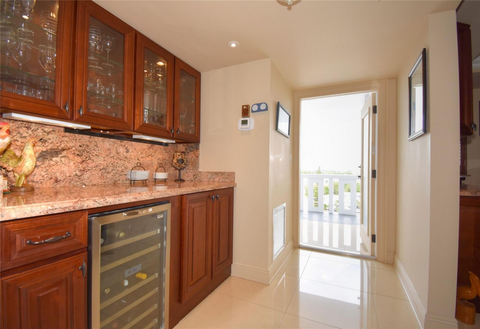 1012 N Ocean Boulevard, Unit 903, Pompano Beach, FL 33062 Photo
