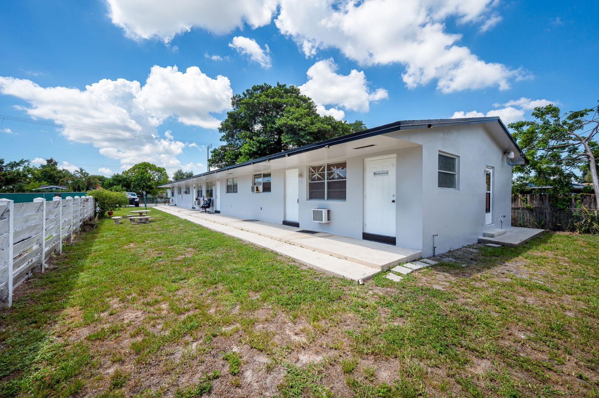 5725 Tyler Street, Unit 1-4, Hollywood, FL 33021 Photo