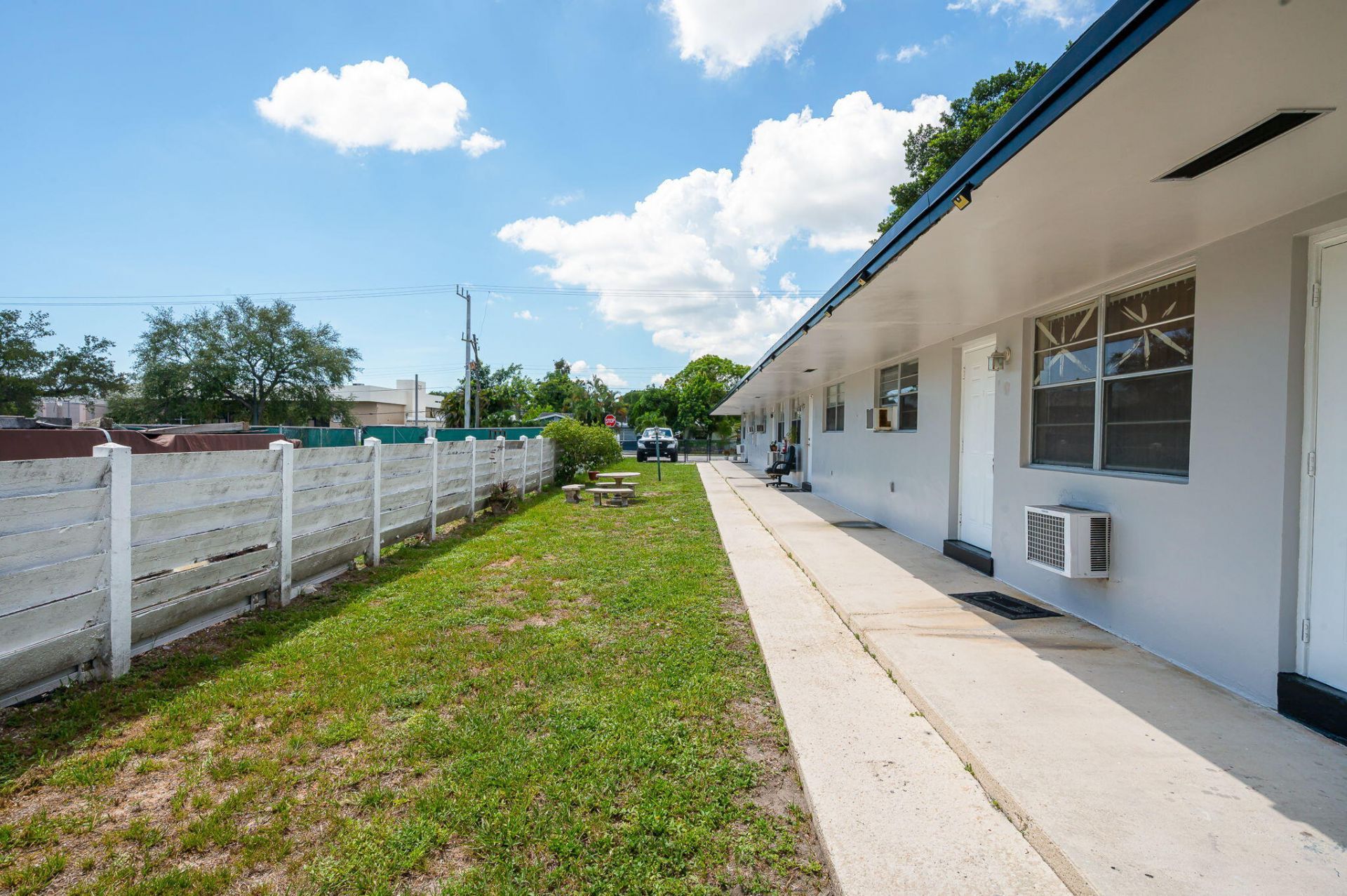 5725 Tyler Street, Unit 1-4, Hollywood, FL 33021 Photo