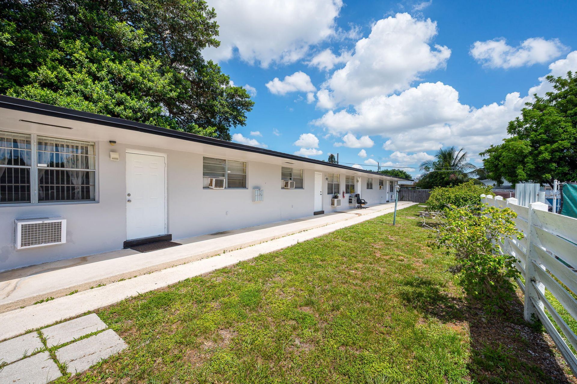 5725 Tyler Street, Unit 1-4, Hollywood, FL 33021 Photo